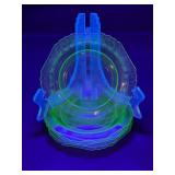 6 hazel atlas Florentine uranium dessert plates