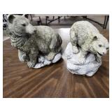 2 decorative bears