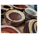 Pfaltz Graff Brown Drip Dishware 31 Pcs