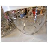 Group of glassware - 8 cup Measure, tumblers etc