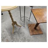 3 Decorative plant stands