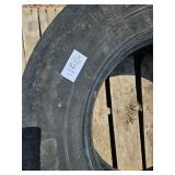1 Tire - 275/80R 22.5