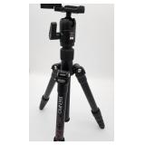 Benro Tripod with case - Like New