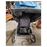 Stroller (Nice Clean Condition)