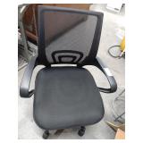 Black Office Chair - clean & comfortable