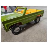 Vyli.Vt Stables Toy Truck