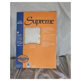 NIB Bemis Supreme Toilet Seat