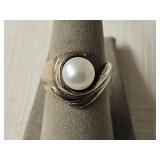 Sterling Silver Pearl Ring