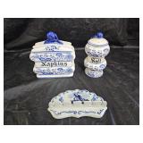 Blue Onion Napkin Holder & Shaker, Delft Rack