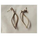 14KT Gold and Diamond Drop Earrings