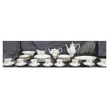 50pc Noritake Maison Fleur China Set