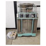 Vintage Wurlitzer 1400 Phonograph Jukebox