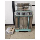 Vintage Wurlitzer 1400 Phonograph Jukebox