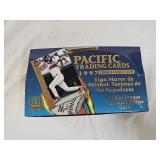 1997 Unopened Pacific Collection MLB Cards