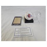 MLB Hall of Famers Gold SportsCard and Baseball