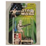NIB 2001 Star Wars Attack of The Clones Figure