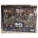 NIB 1999 Buffy The Vampire Slayer Action Figures