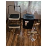 Royal Shredder, Timer, Cosco Stool