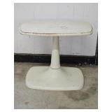 Mid Century Modern Space Age Stand/Side Table