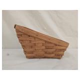 1990 Longaberger Small Vegetable Basket