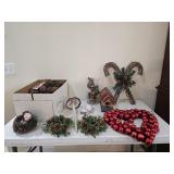 Birdhouse, Wreath, Bells, Primitives and Decor