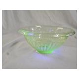 Vtg Hazel Atlas Green Uranium Glass Mixing Bowl