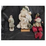 3 Santa Claus Figures