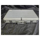 Poker Chips with Hard Metal Case