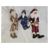 3 Santa Claus Dolls