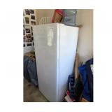 upright freezer 
