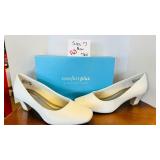 Comfort Plus White Kitten Heel Pumps Size 7 New