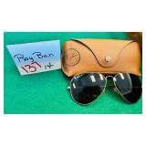 Ray-Ban Aviator Polarized Sunglasses with Case