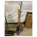 (3) shovels