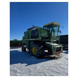 1976 JD 6600 Combine