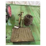 Shovel, Barbwire, Toplink