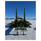 JD 7200 Conservation 12x30 Planter Liq. Fert