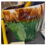 Jardiniere and log carrier