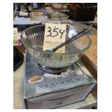 Crystal and silverplate Salad Bowl Kit