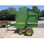 John Deere 530 Round Baler