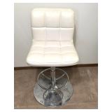 MSM Salon Chair (24ï¿½ seat height)