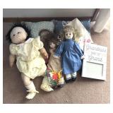 (3) Dolls & Decor