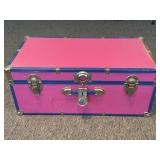 Vintage Trunk 30ï¿½ x 16ï¿½ x 12.5ï¿½- no key