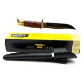 Buck 75 Knife with Sheath and Box- handle