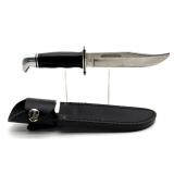 Buck 119 Knife with Leather Sheath - handle