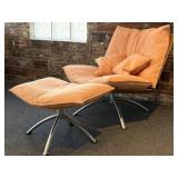 Tom Stepp Danish Primetime Peach Color Lounge
