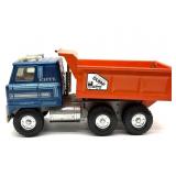 Ertl International Automatic Dump Truck Metal Toy