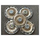 (5) 1962 Chevrolet Impala Hubcaps