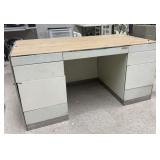 Metal Desk w/ Wooden Top 32'x60'x30'