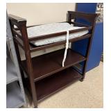 Changing Table 21'x37'x41'