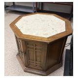Octagon Wndtable w/ Granite Top 25'x20'